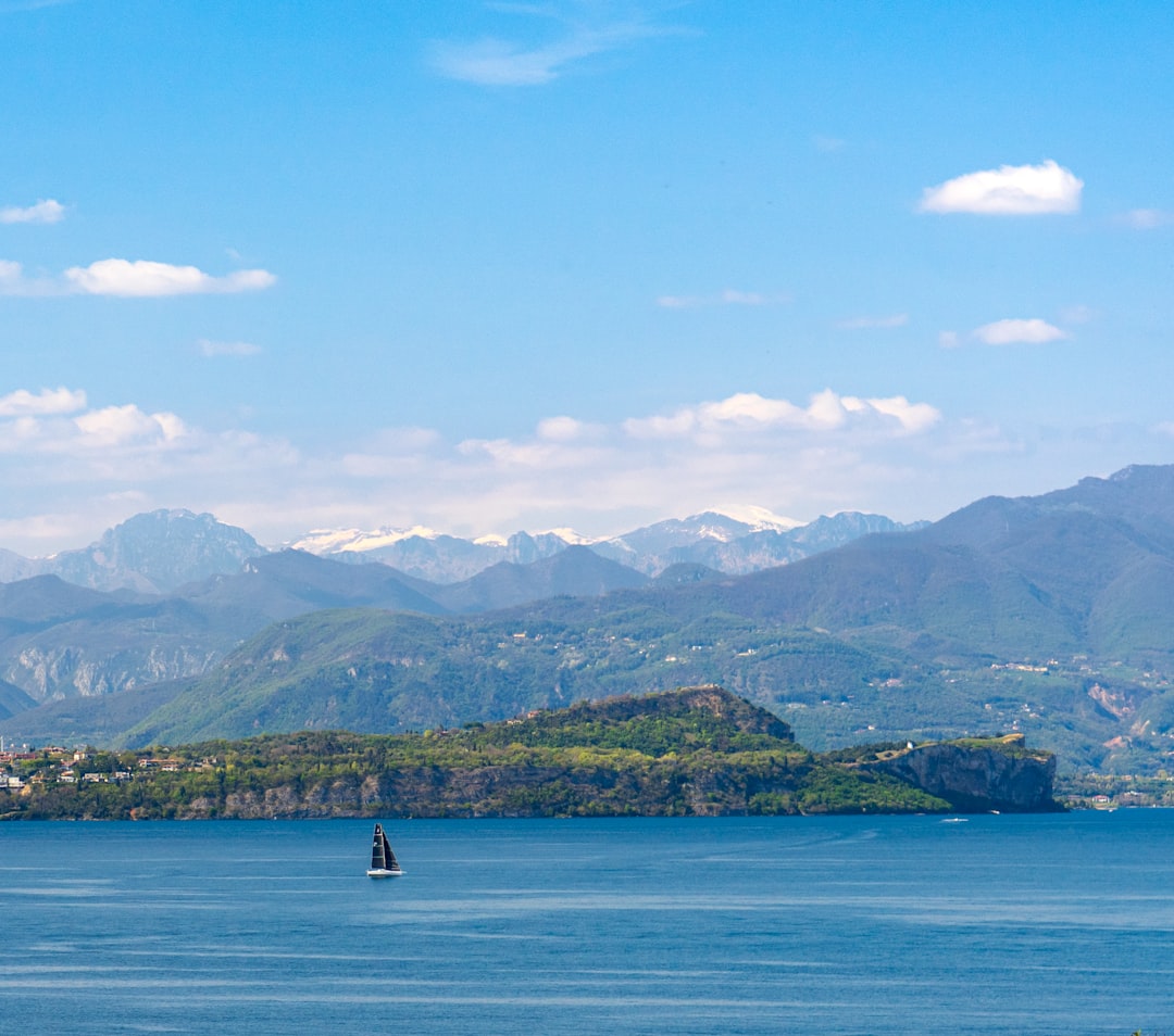 Italian Lakes Travel Guide Lake Garda
